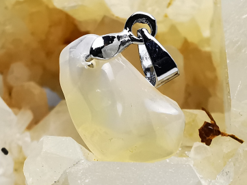Pendentif : OPALE