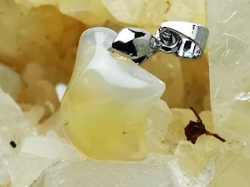 Pendentif : OPALE