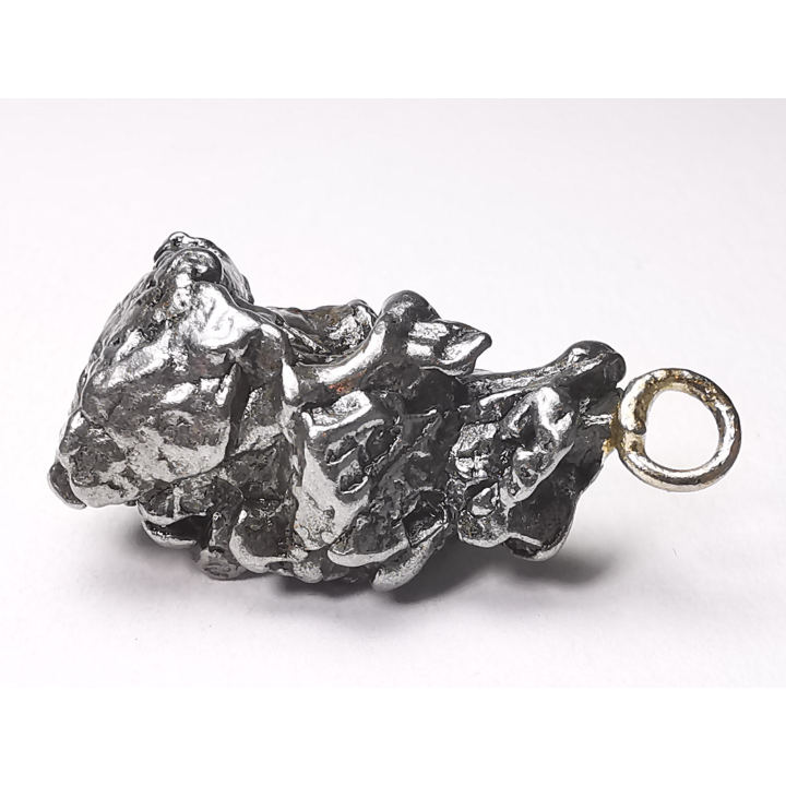 Pendentif : météorite (Sidérite) Campo del Cielo, Argentine