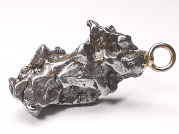 Pendentif : météorite (Sidérite) Campo del Cielo, Argentine