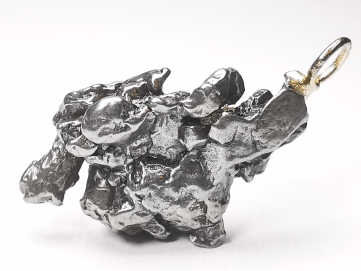 Pendentif : météorite (Sidérite) Campo del Cielo, Argentine