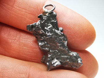 Pendentif : météorite (Sidérite) Campo del Cielo, Argentine