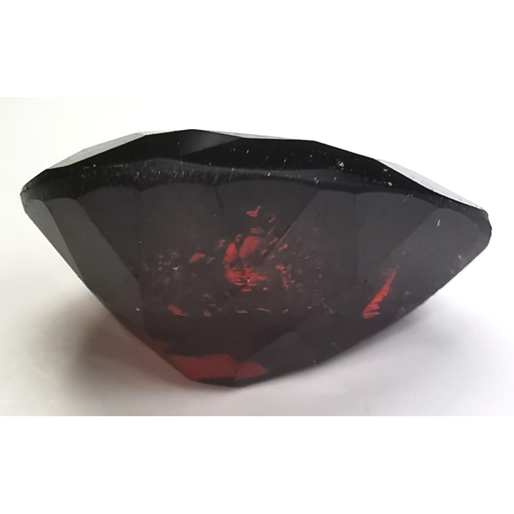 Garnet variety rhodolite