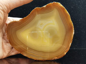 Belle tranche d'AGATE NATURELLE  du BRESIL