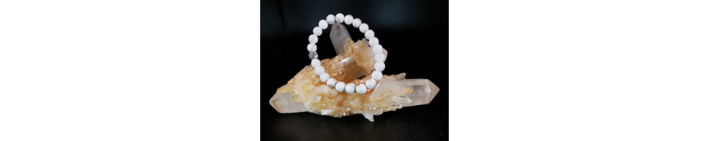 HOWLITE